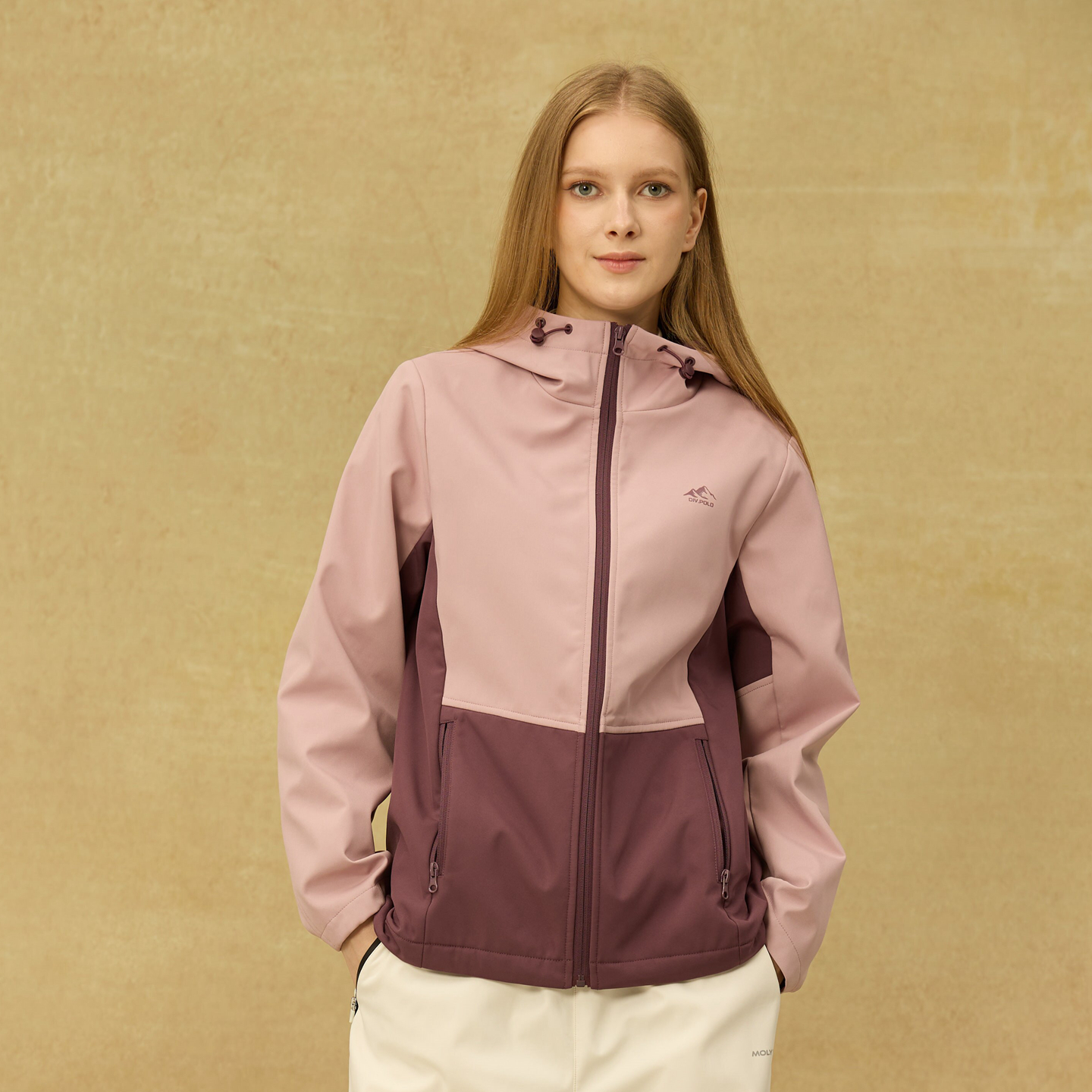 女式连帽时尚户外休闲夹克舒适