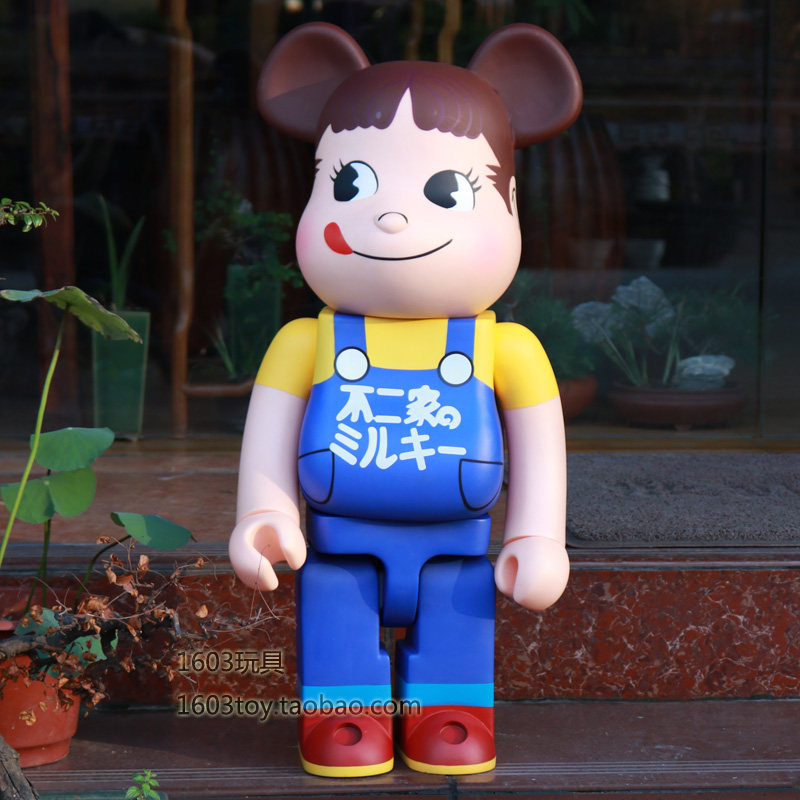 超大号暴力熊手办模型 bearbrick积木熊x牛奶糖妹人偶摆件 高70cm