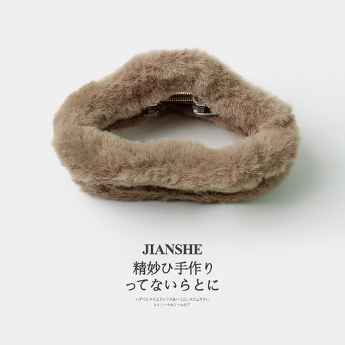 秋冬毛绒镂空云朵抓夹日韩盘发卡