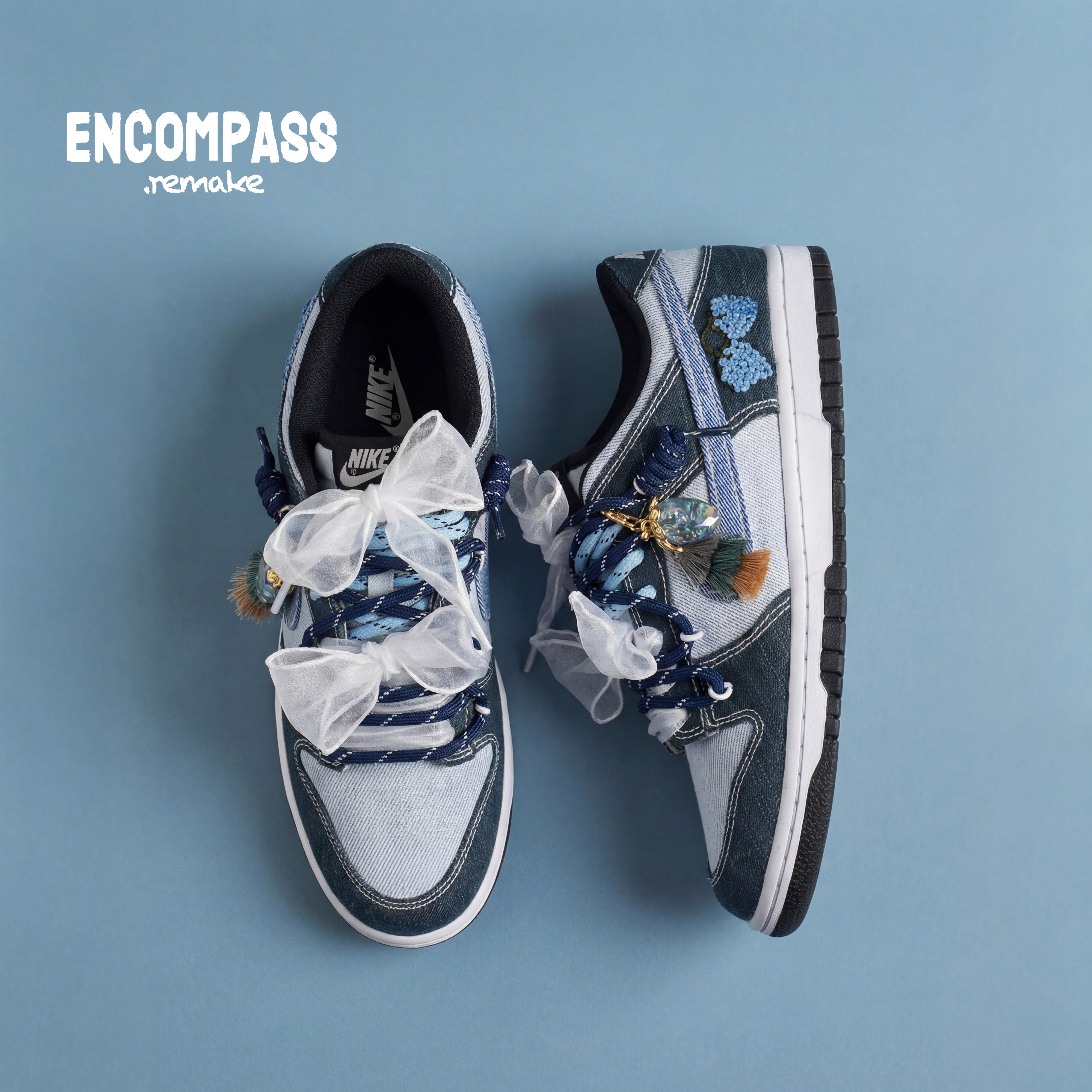 NIKE/耐克 DUNK Remake 牛仔刺绣草莓定制双鞋带 女款 ENCOMPASS,运动鞋new,运动休闲鞋,淘宝优惠券,粉丝福利购,淘宝优惠卷