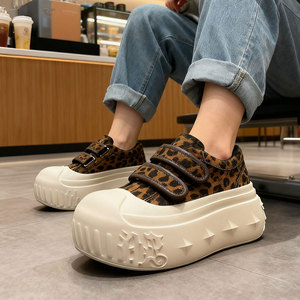 大头乐福鞋女2025秋季新款做旧厚底松糕贝壳头低帮鞋魔术贴休闲鞋