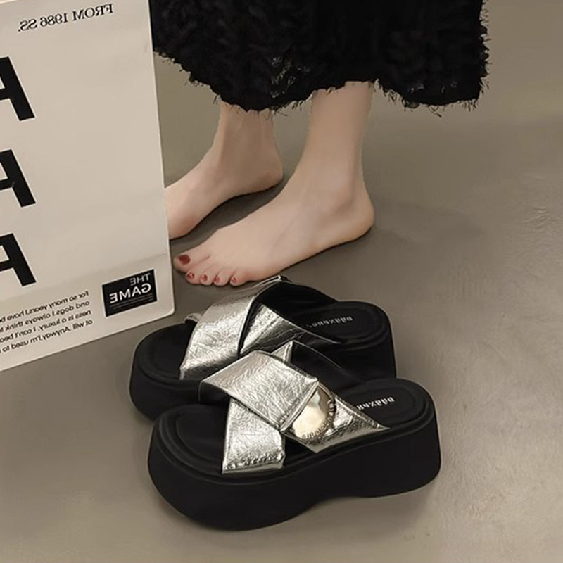 厚底踩屎感凉拖鞋女夏外穿2025新款小个子松糕软底增高凉鞋ins潮,女鞋,一字拖,淘宝优惠券,粉丝福利购,淘宝优惠卷
