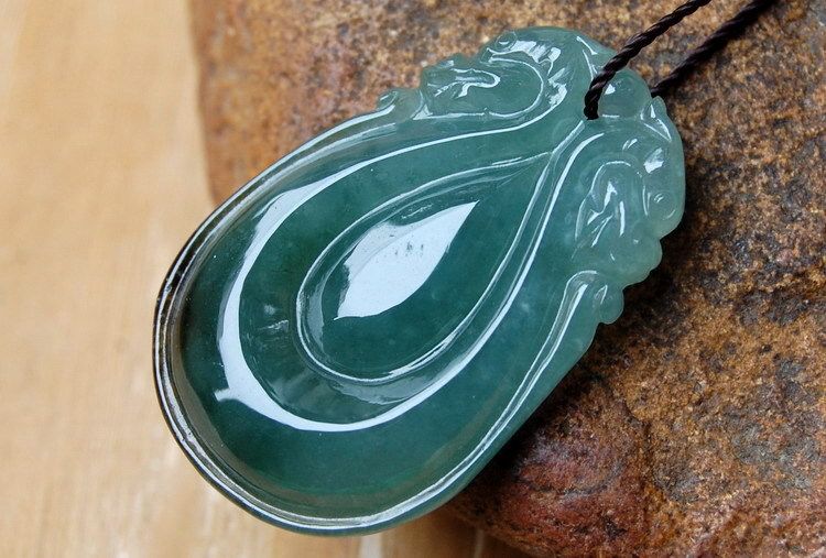 钱塘邮社   翡翠a货 冰种 双龙护珠 挂件 送证