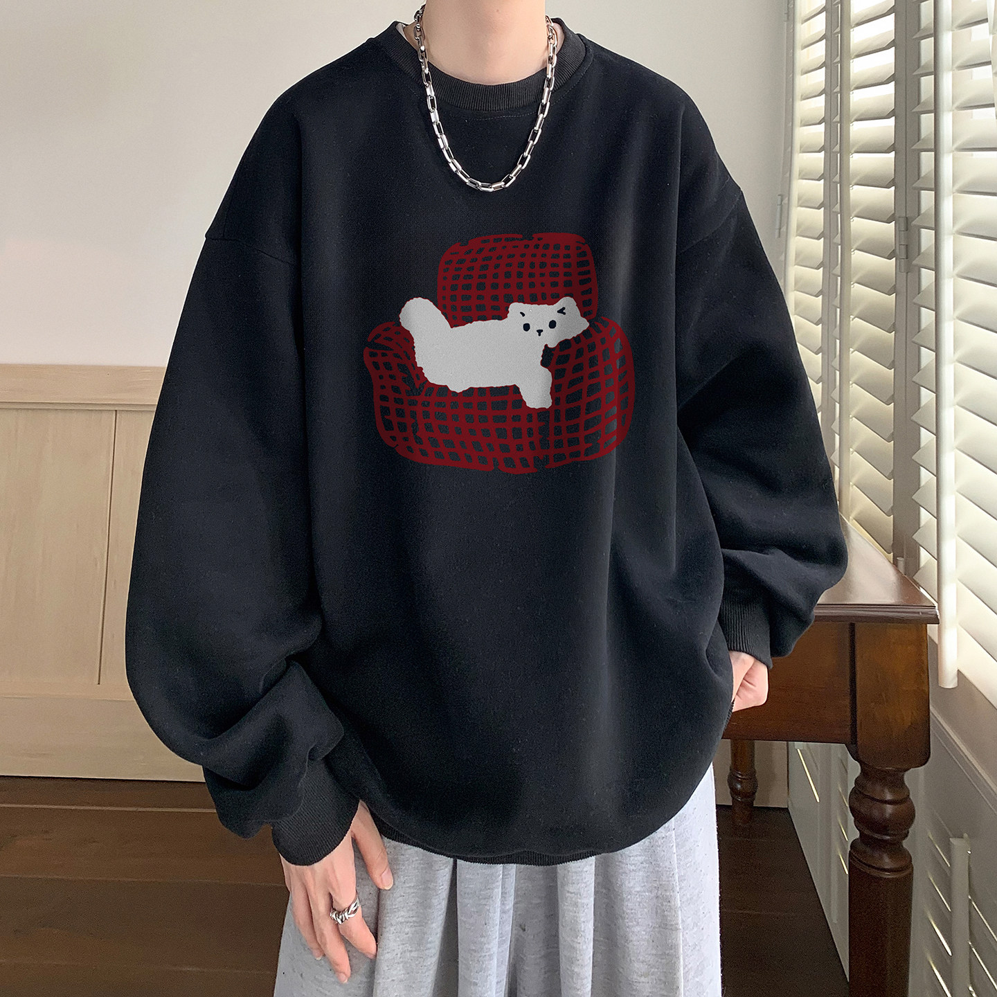 黑色