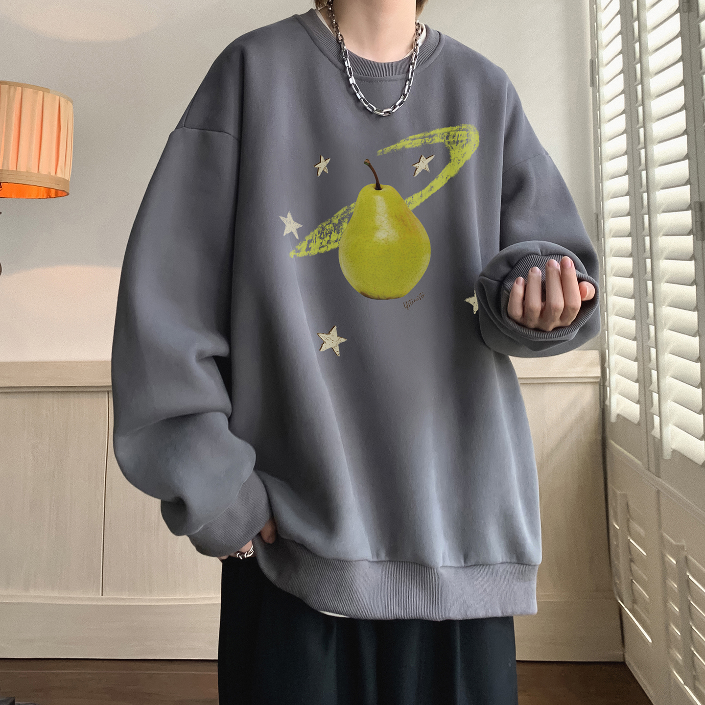 深灰色
