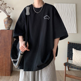 黑色