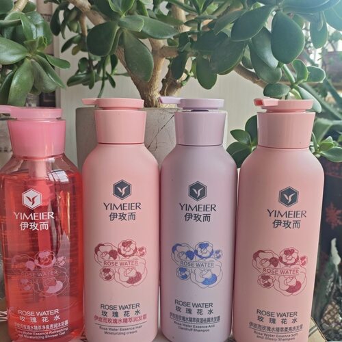 伊玫而洗发水烫染修护养发玫瑰水精萃去屑洗发露蓬松留香门市同款