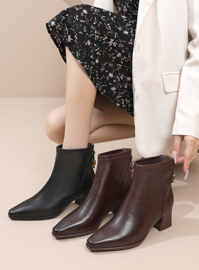 卓怡女鞋2025冬季新款头层羊皮时尚尖头高粗跟短筒保暖棉鞋08178