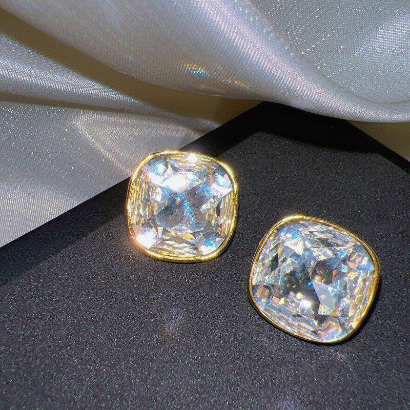 小众vintage方形锆石耳环超闪复古金色水钻水晶耳钉简约精致耳饰