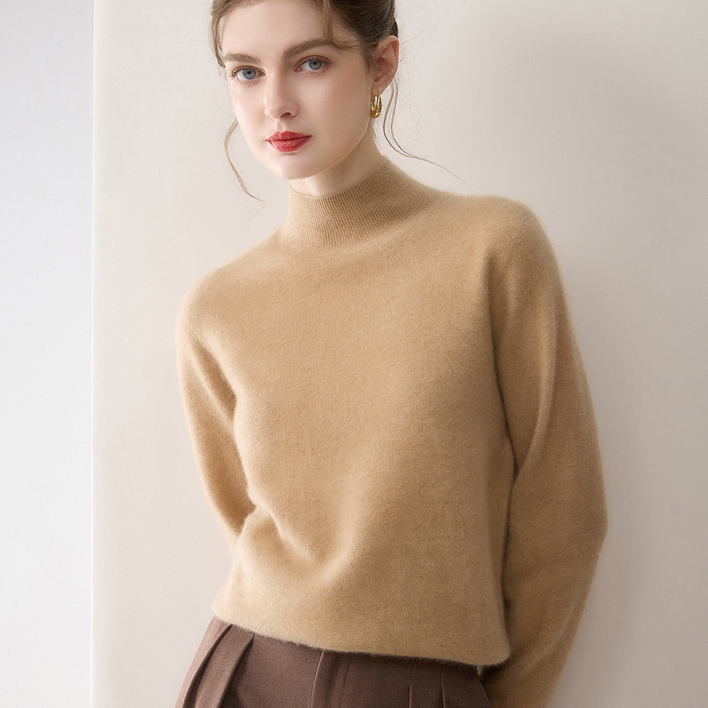 轻奢风半高领100%山羊绒衫女套头针织打底衫秋冬新款保暖显瘦毛衣,女装/女士精品,羊绒衫,淘宝优惠券,粉丝福利购,淘宝优惠卷