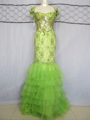 意大利重工钉珠透视孤品晚礼服