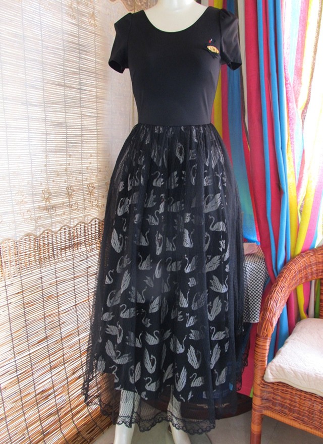 魅惑针织三层网纱拼接女士长款蓬蓬裙摆修身打底天鹅连衣裙 样衣,女装/女士精品,连衣裙,淘宝优惠券,粉丝福利购,淘宝优惠卷