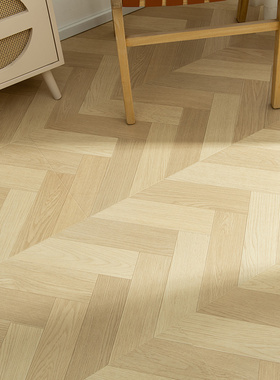 轻奢风灰色木纹个性假人字拼艺术拼花鱼骨拼强化复合木质地板12mm