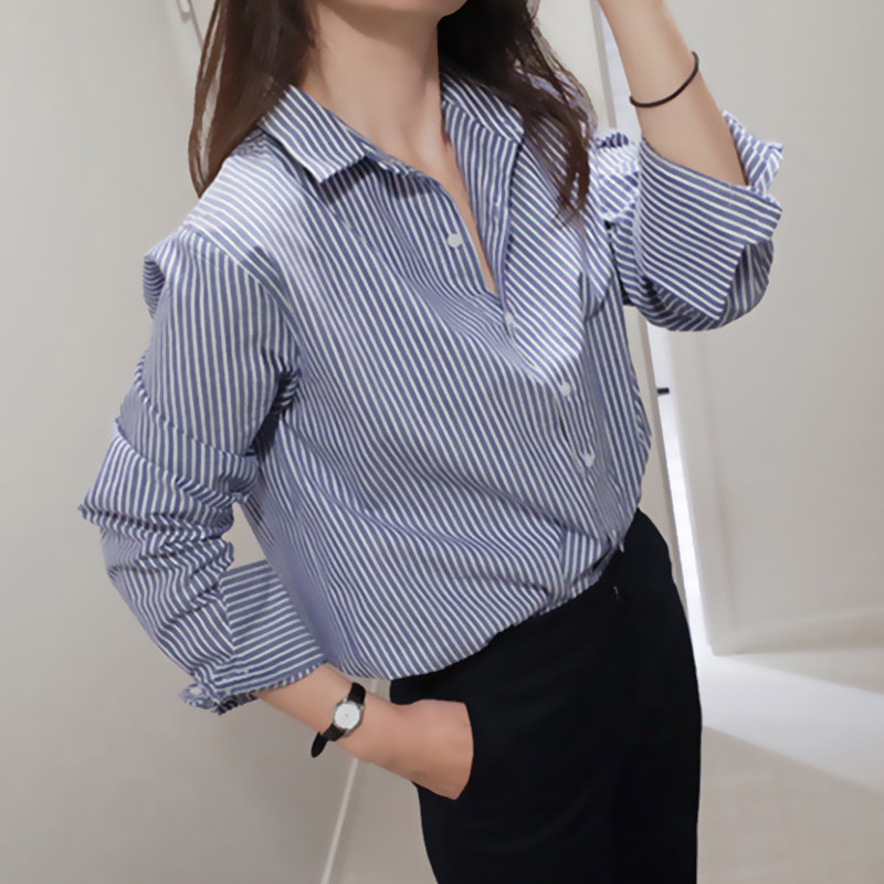 条纹长袖衬衫女春秋新款宽松显瘦纯棉上衣设计感洋派免熨烫修身衬