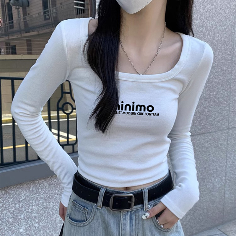 白色正肩方领长袖t恤女