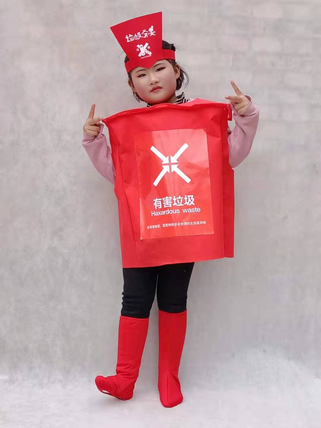 儿童环保时装秀服装垃圾桶分类手工材料幼儿园成人亲子表演走秀服