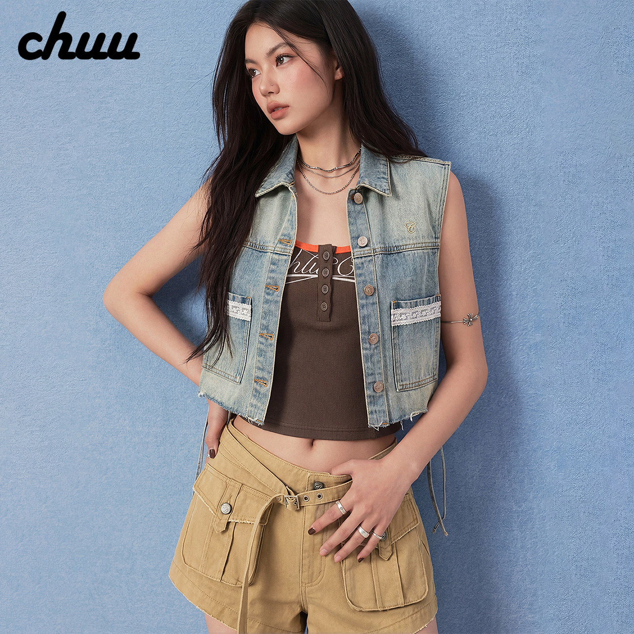 CHUU蕾丝绣花牛仔马甲女2026年夏季新品机车风毛边系带无袖短外套