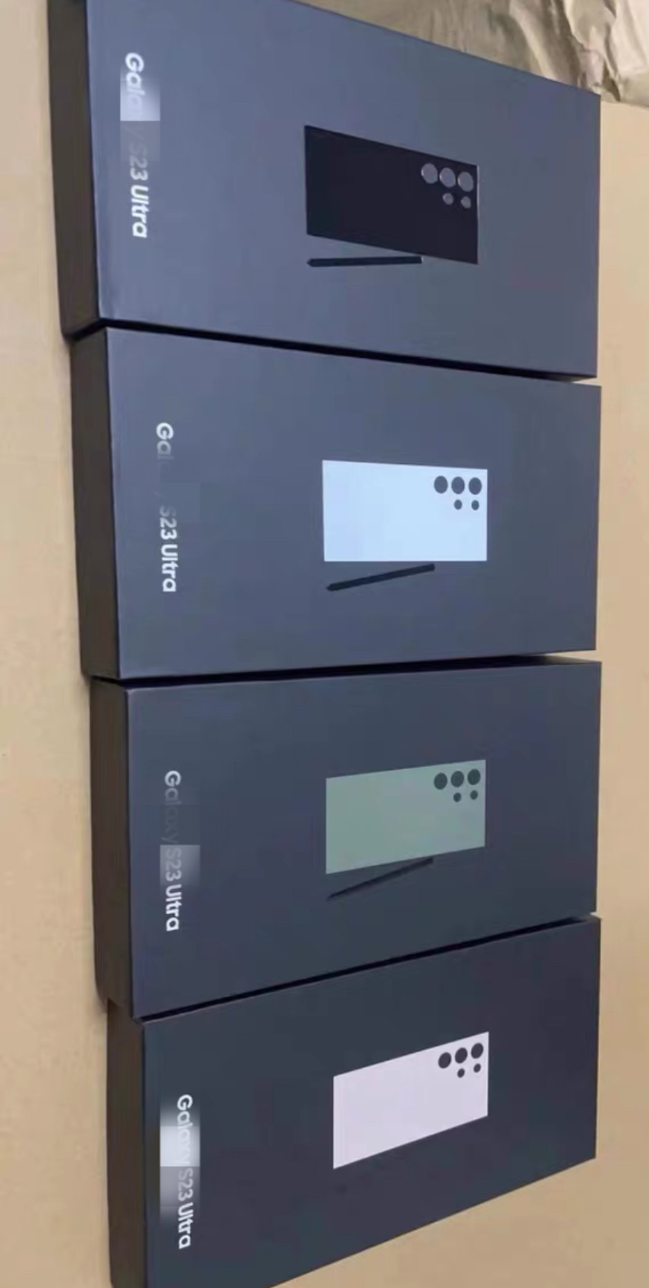 适用三星s20 s21 s22 s23 s24系列手机盒子展示盒包装盒