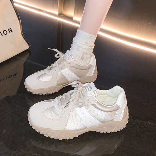 进口爆款厚底德训鞋女2025春季百搭运动休闲板鞋软底小个子阿甘