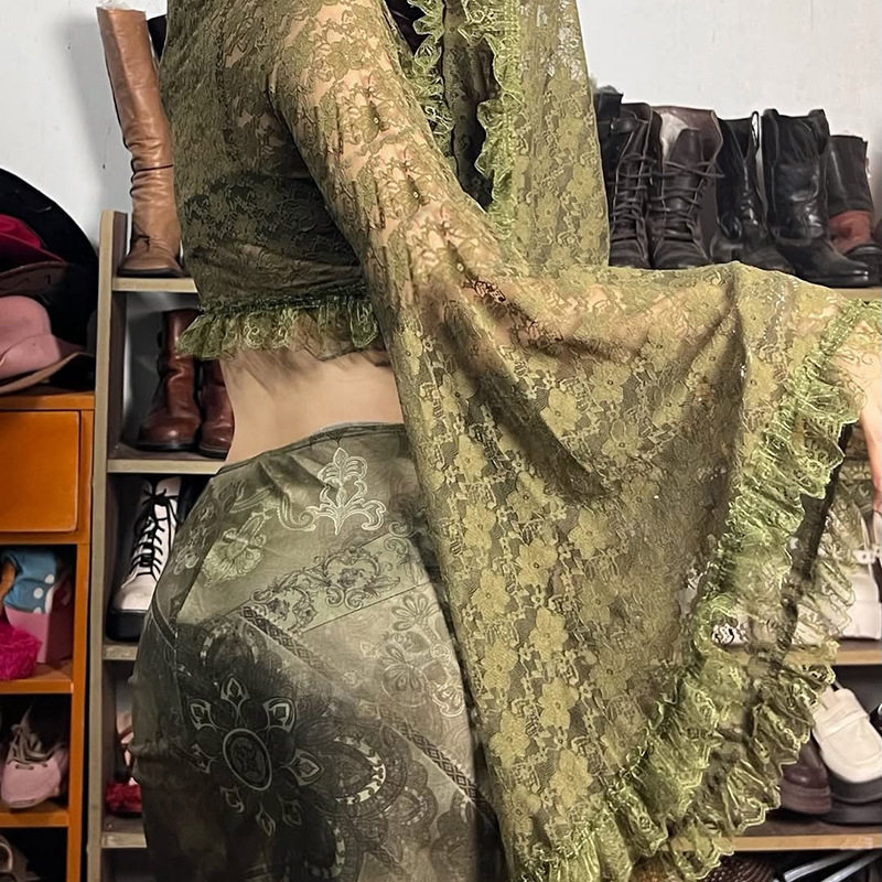 小众设计森系复古大喇叭袖蕾丝系带辣妹性感露脐长袖罩衫2025