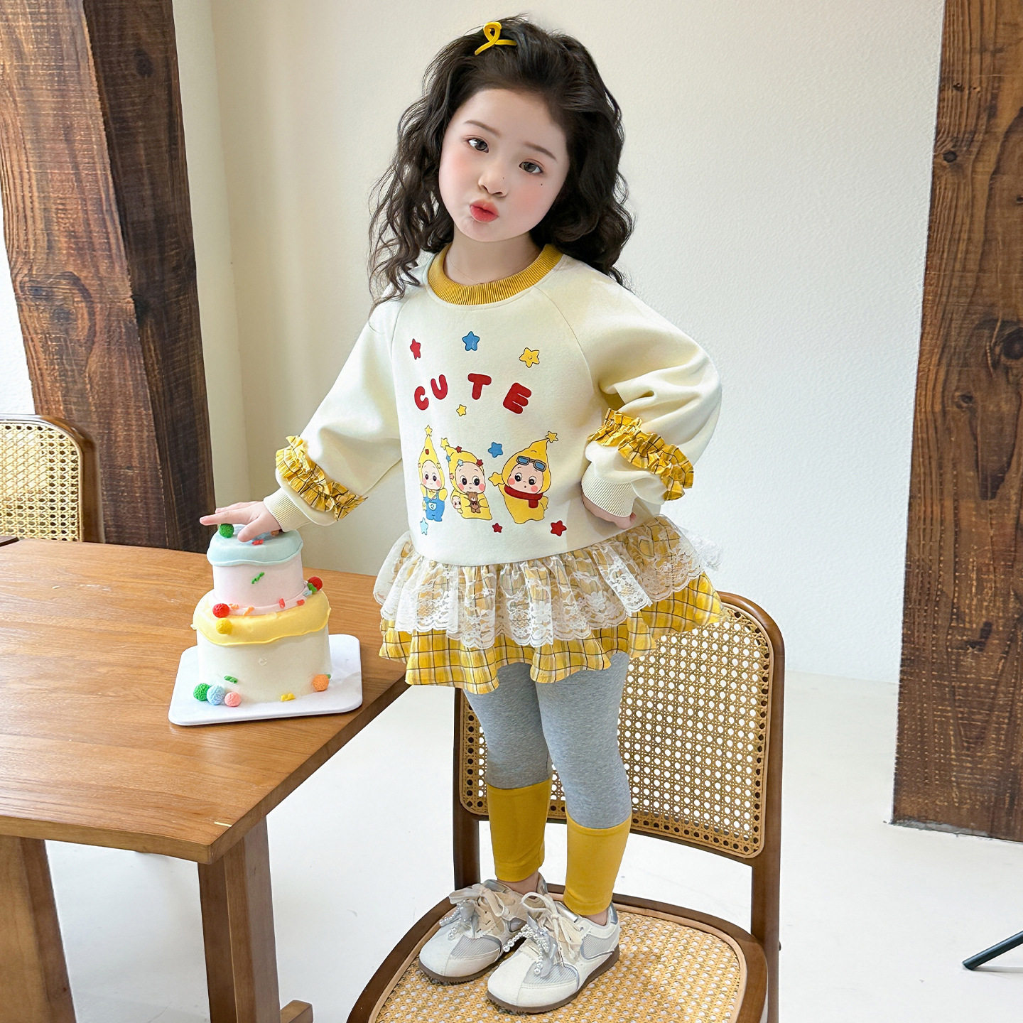 女童卫衣套装春季2026新款小童早春洋气时髦长袖春装女宝宝两件套