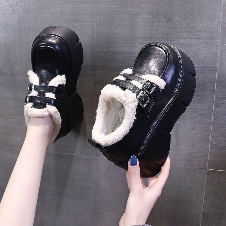 松糕厚度增高英伦风皮带扣毛毛小皮鞋女2025秋冬新款加绒保暖棉鞋