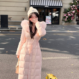定染樱花粉少女感收腰显瘦连帽狐狸毛长款 羽绒服 初恋羽绒 熊熊