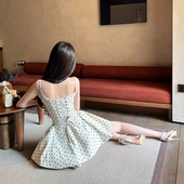 明星同款 熊熊 小步圆舞曲 植绒波点掐腰显瘦后背绑带蓬蓬连衣裙