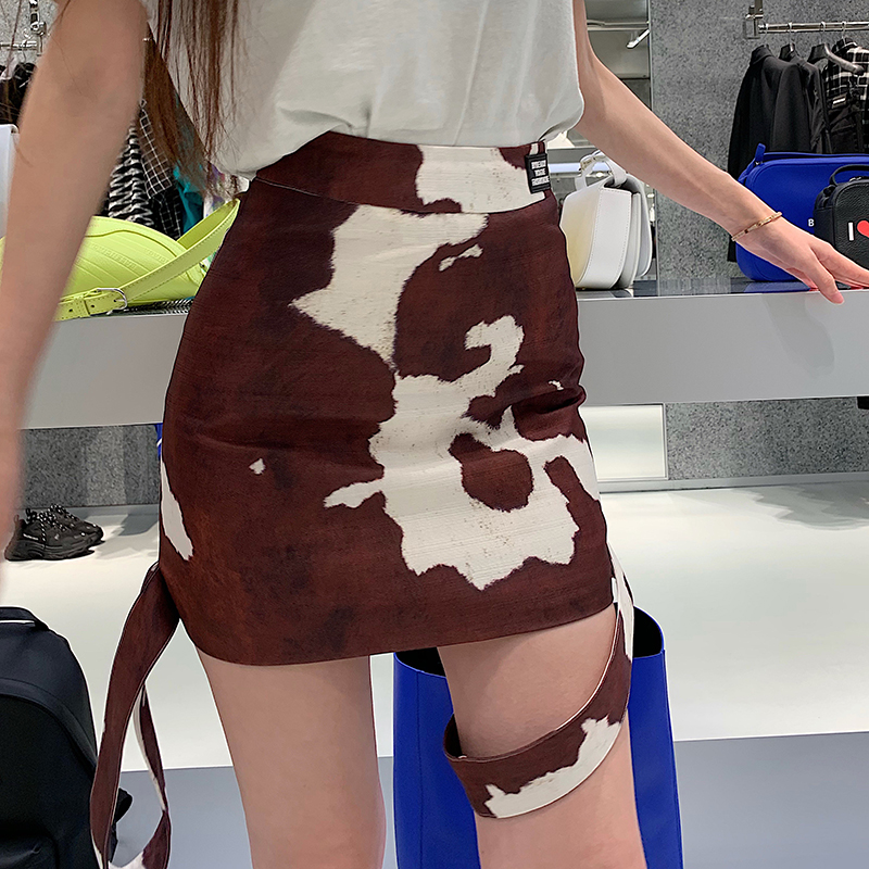 时尚新款百搭显瘦包臀裙