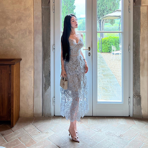 bear熊熊屋【洛月花神】气质美女深V吊带腰部镂空水溶蕾丝连衣裙