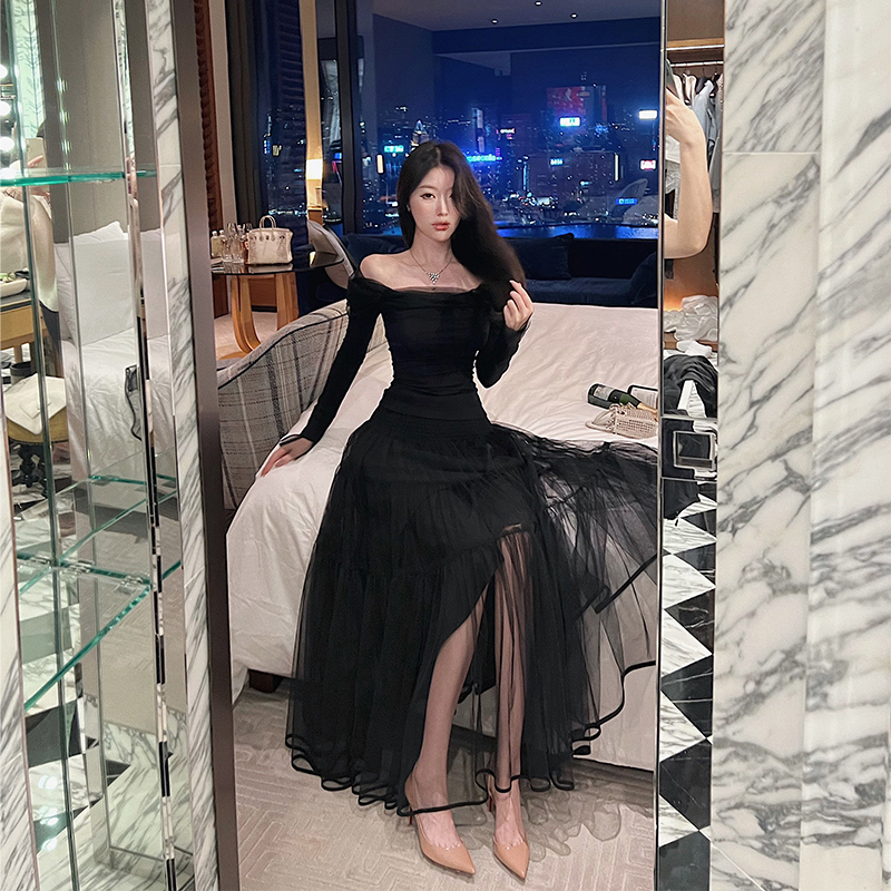 熊熊屋【清潭洞欧尼】又韩又欲黑白双色针织吊带一字肩网纱上衣