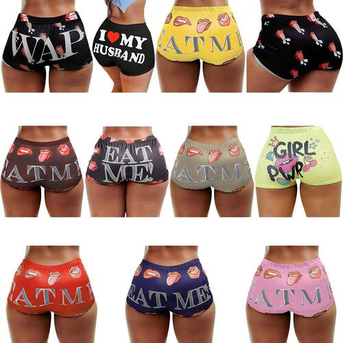 All Over Letter & Lips Print Elastic Waist Shorts Casual