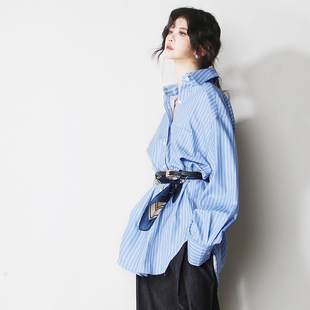 A76显摆清爽蓝色竖条纹加长款慵懒显瘦欧美风防晒长袖男友衬衫