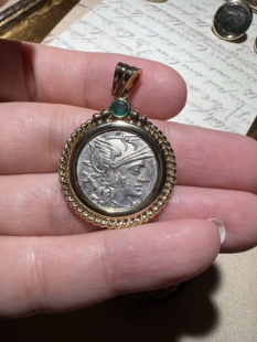 客订欣赏 古罗马银币罗马女神银币吊坠18K金祖母绿古币吊坠
