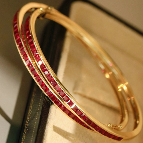 宝创集18k金约2.75克拉天然鸽血红红宝石手镯无边镶半圈卡扣