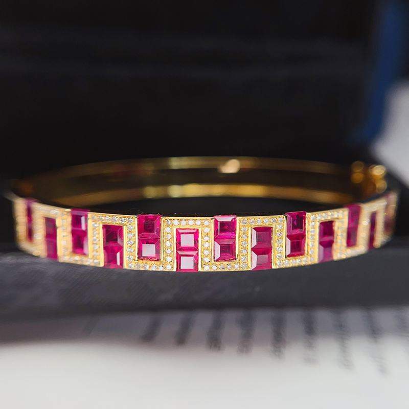 宝创集18k金约4克拉天然红宝石手镯宽版真金真钻轻奢百搭款手镯