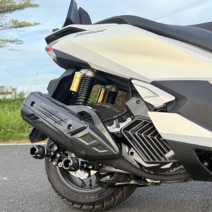 适用本田PCX160 300 NSS350改装 排气管防摔棒保护杠 佛沙FORZA250