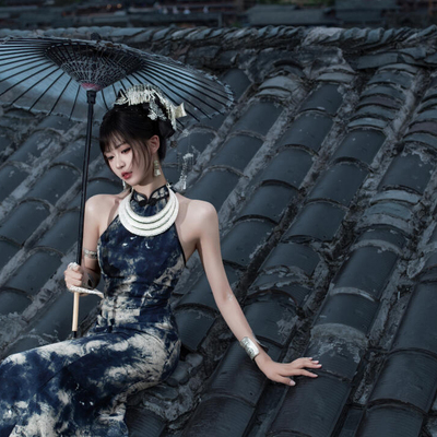 新款苗疆少女服装民族简约蜡染土家族苗族旅写真影楼套装摄影