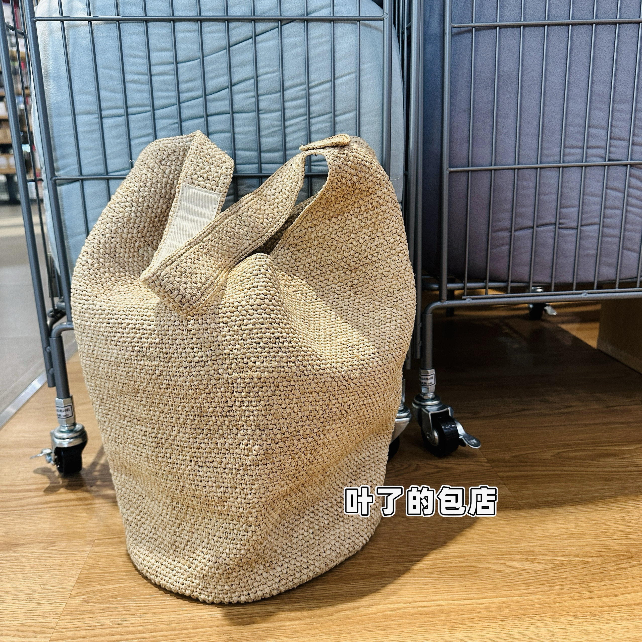 朝鲜制拉菲草帽子女款夏季2026小众编织包设计感海边度假沙滩包