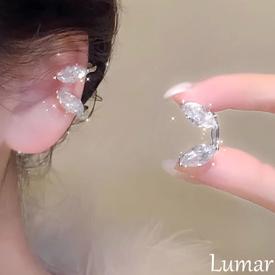 S925纯银超闪水滴锆石无耳洞耳夹女轻奢高级感超仙绝美精灵耳骨夹