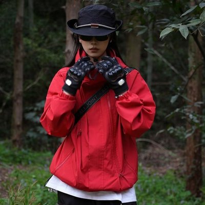 秋冬户外冲锋衣男女宽松防风外套