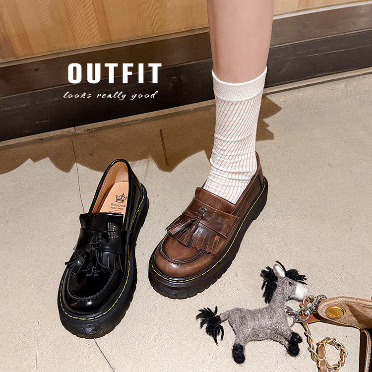 圆头松糕底TPR(牛筋）胶粘工艺头层猪皮深口单鞋,女鞋,深口单鞋,淘宝优惠券,粉丝福利购,淘宝优惠卷