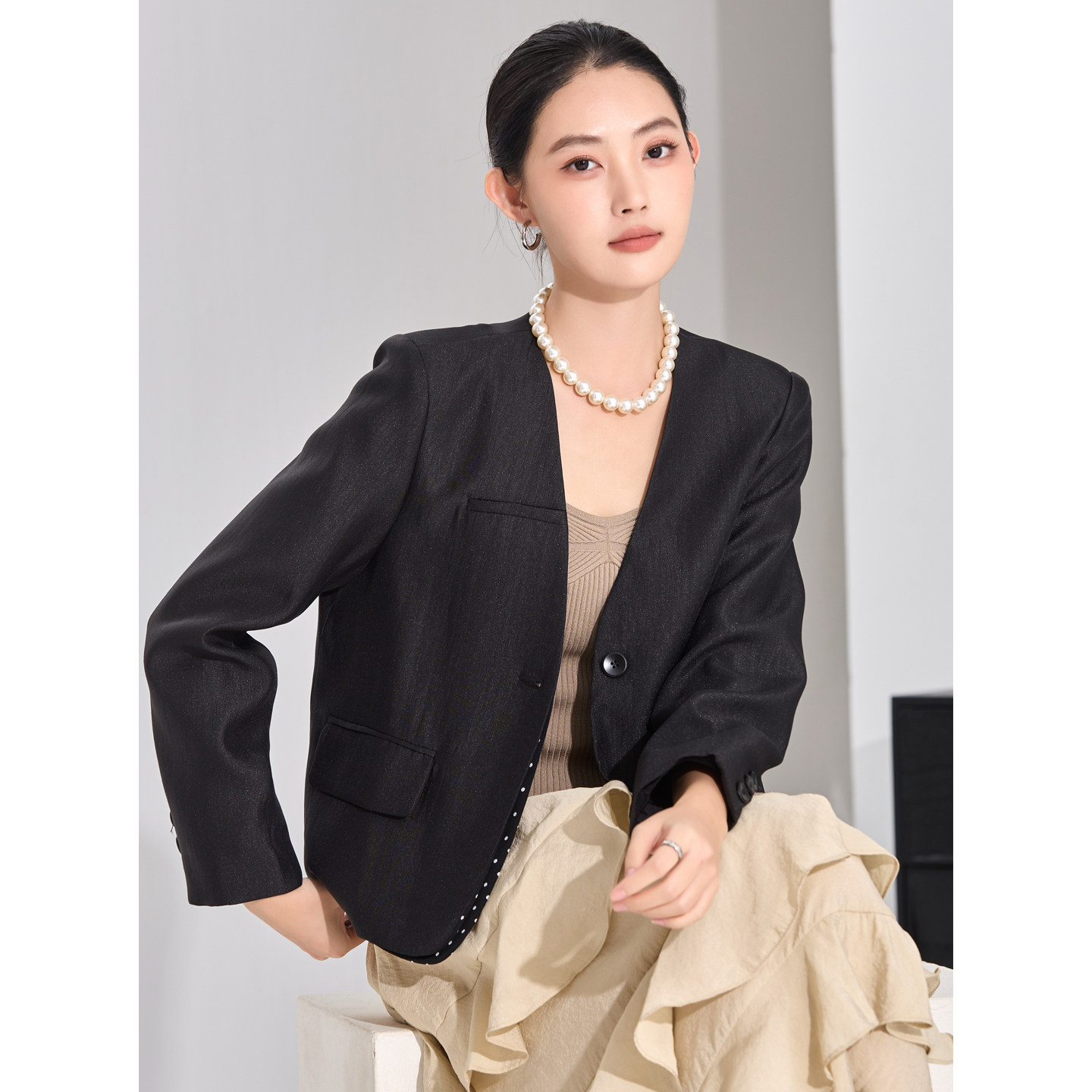 法拉Farfalla西装女长袖通勤外套图片