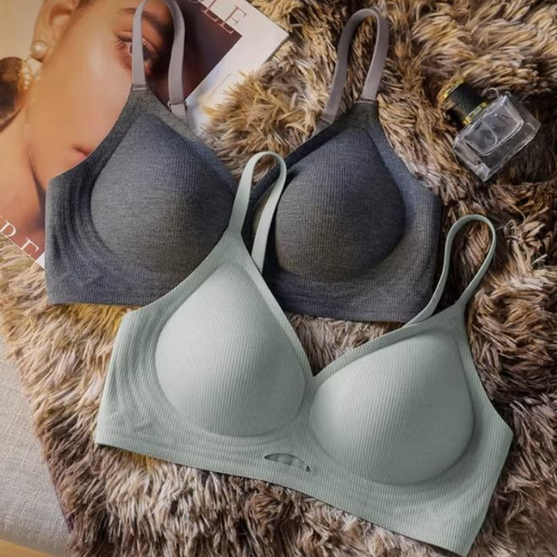 无痕无钢圈秋冬果冻胶内衣女收副乳小胸聚拢镂空软支撑美背文胸