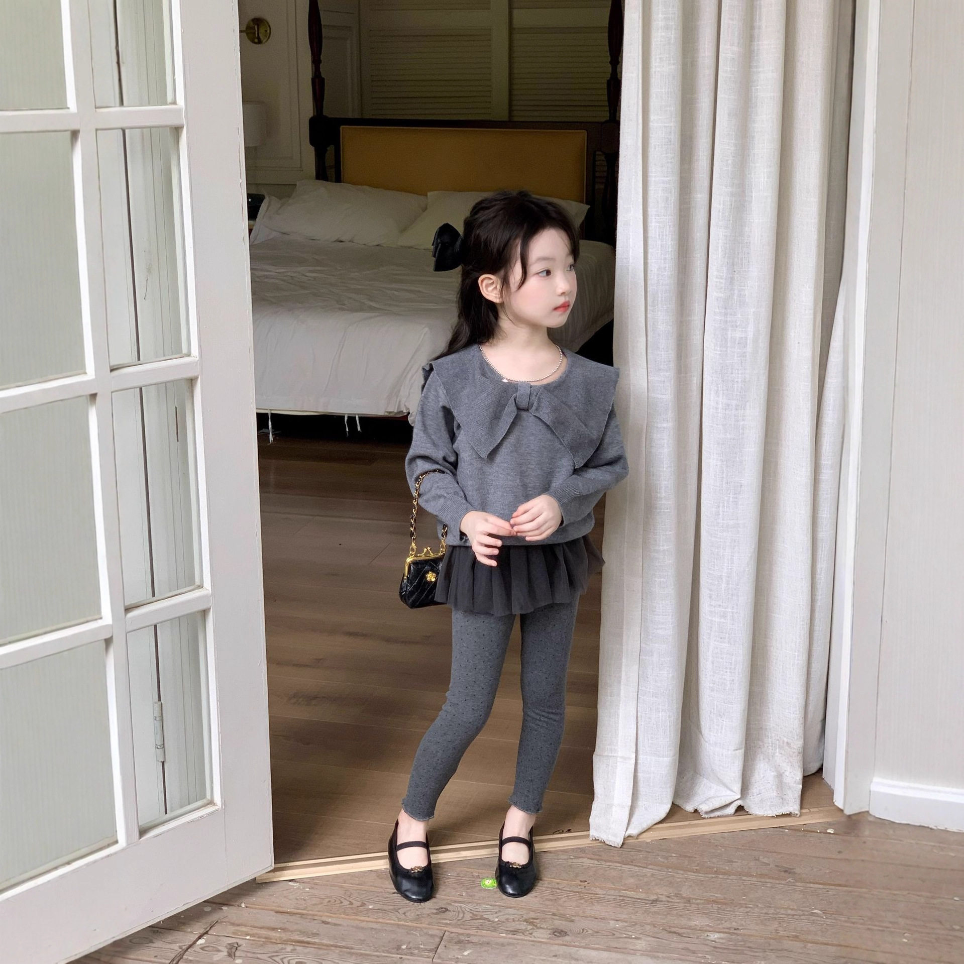 2025秋冬装新款时尚翻领针织衫女童韩版秋季新款纯色背心格子衬衣