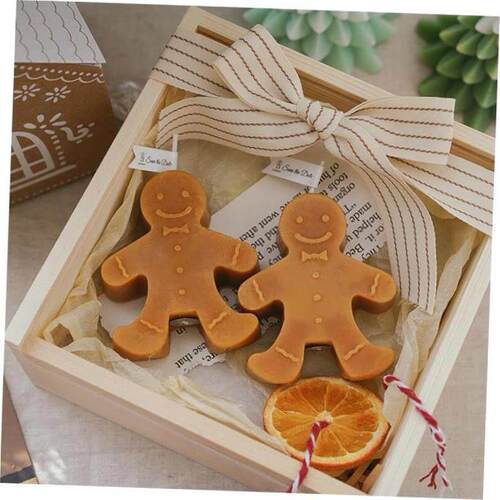 1PC Gingerbread Man Christmas Scented Candle Aromatherapy