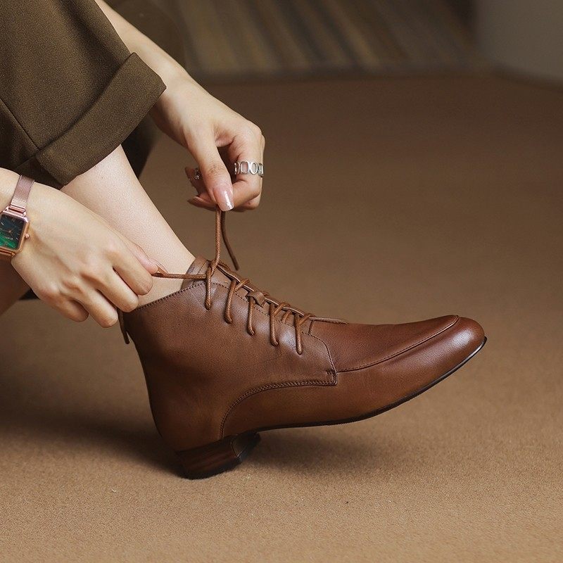 意大利设计师Corso Venezia~交叉绑带软牛皮复古粗跟2025秋冬新款,女鞋,婚鞋,淘宝优惠券,粉丝福利购,淘宝优惠卷