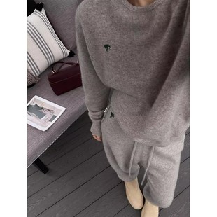 2025冬季小象刺绣针织套装女纯山羊绒衫欧货秋冬毛衣长裤子两件套