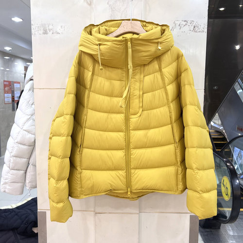 欧货泡芙连帽排骨羽绒服女小个子