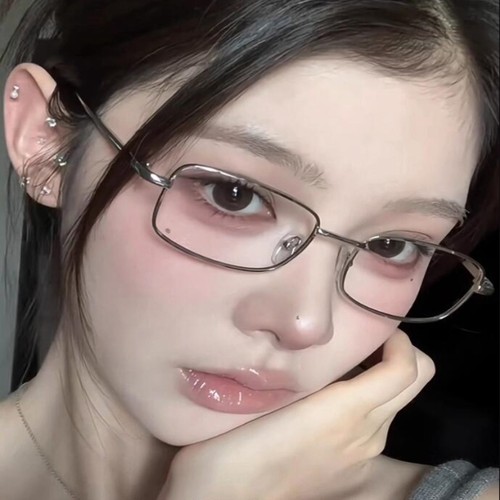 日系金丝小方框眼镜女高级感素颜时髦高智银框纯欲防蓝光眼睛架